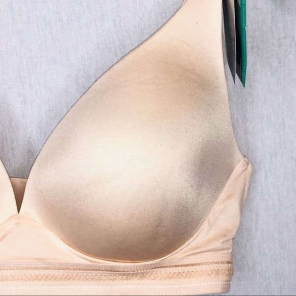 Fine Lines Supersoft Convertible Wireless Bra - Picture 4 of 14